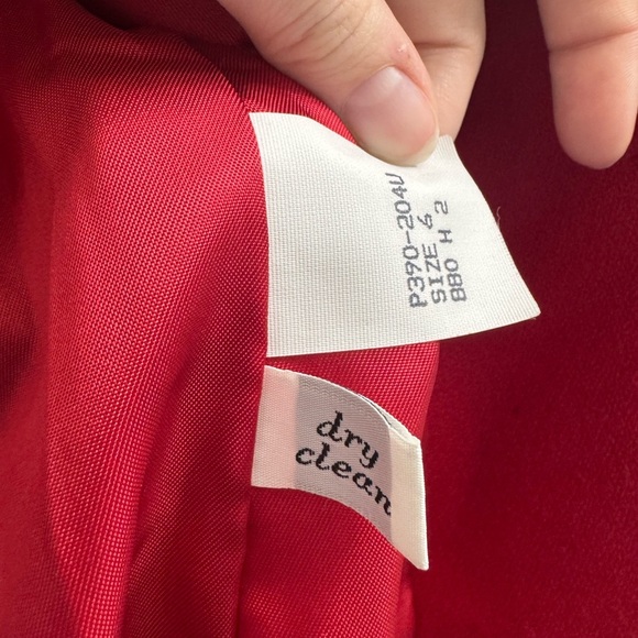 Women's Pendleton Petite Red Wool Collar Blazer with Black Accents - Picture 4 of 6